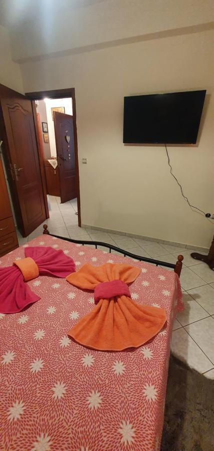 Panos Rooms 2 Kalampáka Buitenkant foto